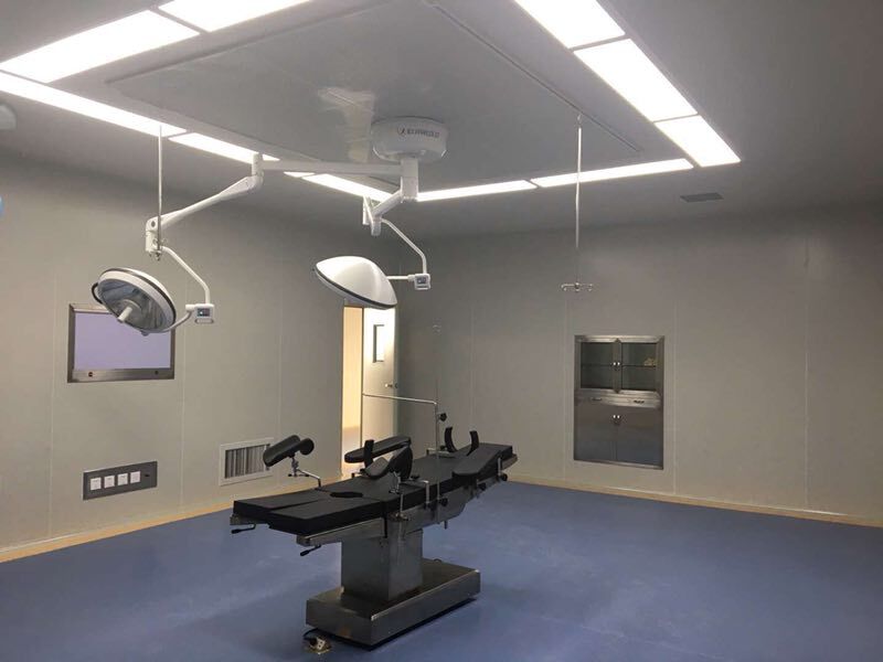 新疆石河子市開發(fā)區(qū)醫(yī)院使用LED潔凈燈案例